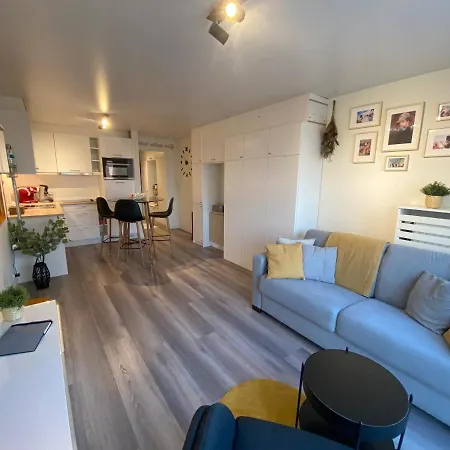 Moderne Studio Aan Zee Διαμέρισμα