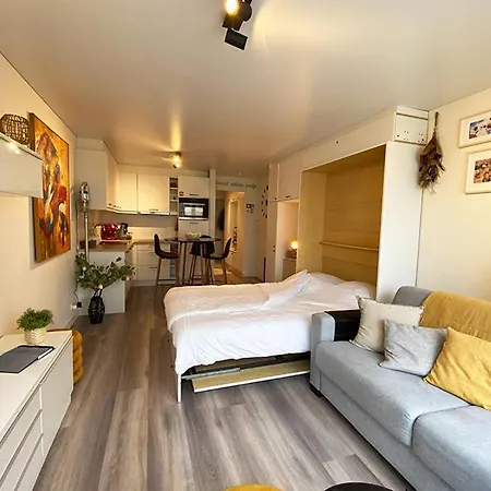 Moderne Studio Aan Zee Διαμέρισμα